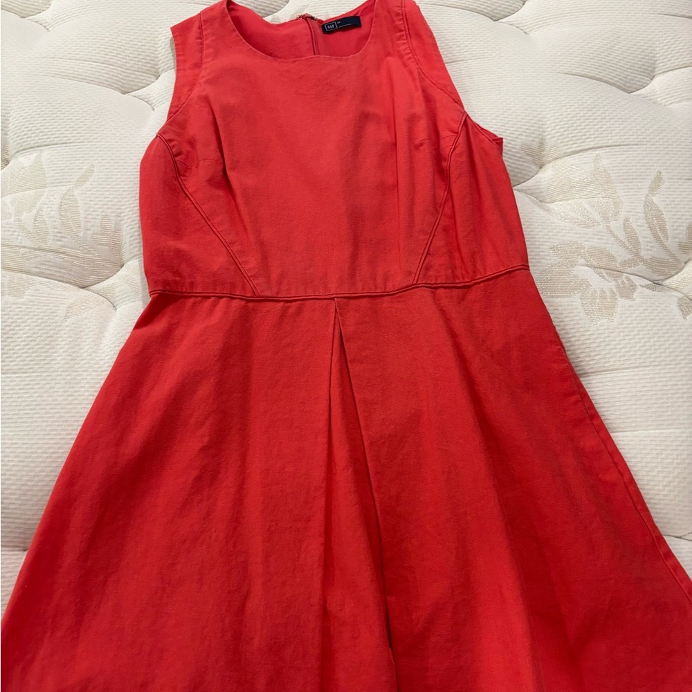 GAP Vibrant Poppy Mini Dress